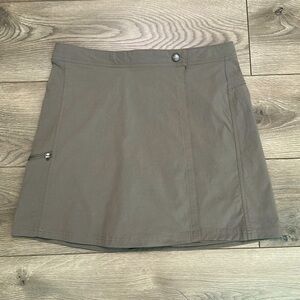 L.L. Bean High Rise Hiking‎ Skort Brown Travel Casual Stretch Skirt Size 10